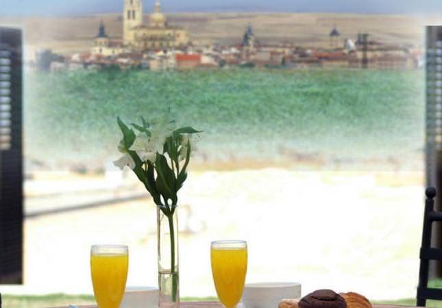 Los mejores precios en Hotel Cándido. El entorno más romántico con nuestro Spa y Masaje en Segovia